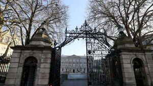 Garda Commissioner tasked with Leinster House security review Garda Commissioner tasked with Leinster House security review