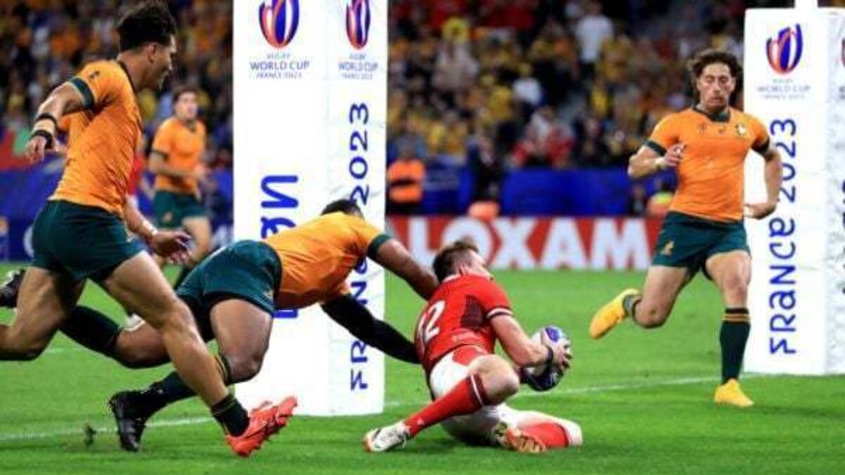 Wales book World Cup quarter-final spot by thrashing Eddie Jones’ Australia