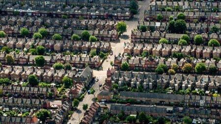 Tax relief for landlords ‘will not stop general flow out of the market’