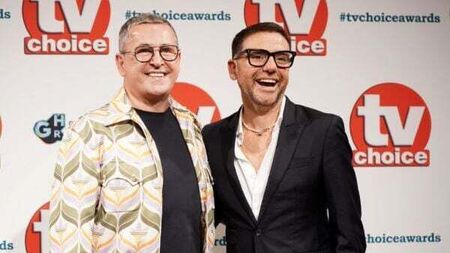 Stephen Lustig-Webb withdraws from Dancing On Ice due to broken ankle