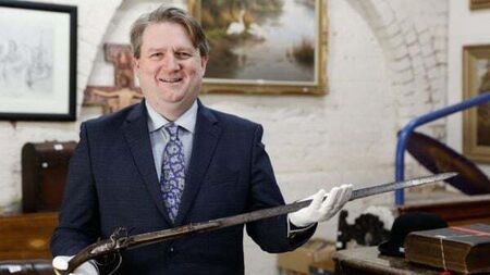 Sword pistol linked to 1689 Siege of Derry to go under the hammer