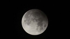 'Bite' will be missing from moon tonight with partial lunar eclipse visible