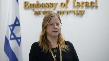 Varadkar warns against expelling Israeli ambassador to Ireland