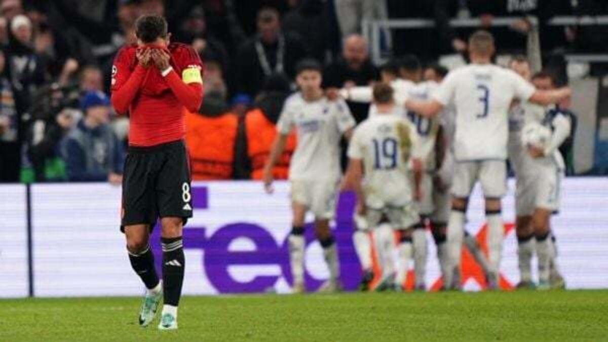 Man Utd throw away lead twice after Rashford red in damaging Copenhagen defeat