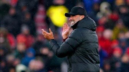 Jurgen Klopp hits out at lunchtime scheduling of Liverpool-Man City clash