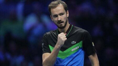 Daniil Medvedev reaches last four in Turin with victory over Alexander Zverev