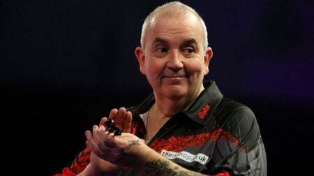 Phil Taylor to retire from darts at the end of next year