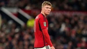 Man Utd forward Rasmus Hojlund in race to be fit to face Everton