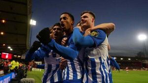 Brighton return to winning ways by edging Forest in thriller Brighton return to winning ways by edging Forest in thriller