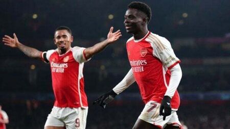 Arsenal cruise into Champions League last 16 after hammering Lens