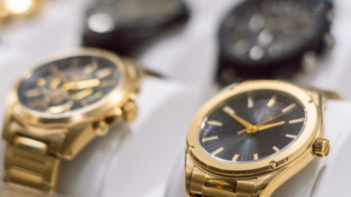 Jewellery worth €50,000 stolen from Athlone jewellery shop