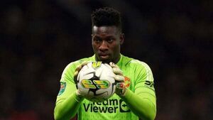 He’s doing well – Erik ten Hag sticks up for under-fire Andre Onana He’s doing well – Erik ten Hag sticks up for under-fire Andre Onana