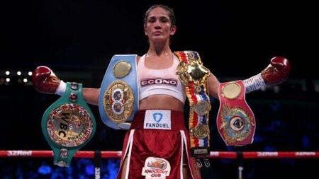Amanda Serrano relinquishes WBC title in fight length row
