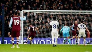 Jarrod Bowen and James Ward-Prowse earn West Ham victory at Tottenham