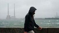 Storm Elin: Weather warnings in place for gale force winds