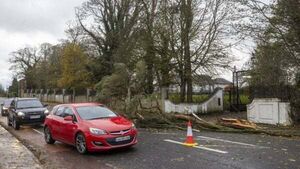 Storm Elin: Drivers asked to exercise caution and allow for greater braking distance Storm Elin: Drivers asked to exercise caution and allow for greater braking distance
