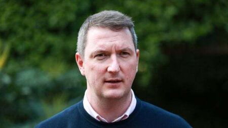 Sinn Féin warns DUP over risk of 'wasting momentum' in Stormont funding talks