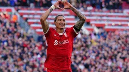 ‘Full of fire’ Darwin Nunez having much better season than last – Pep Lijnders