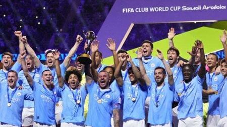 Manchester City sweep aside Fluminense to land Club World Cup