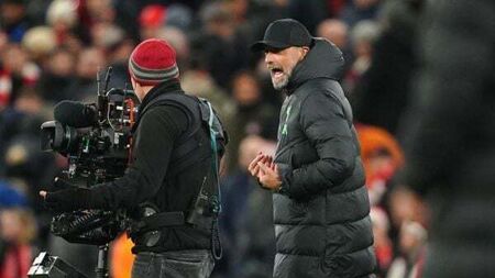 Jurgen Klopp bemused by ‘weird situation’ as Liverpool are denied penalty