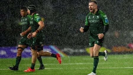 JJ Hanrahan boots Connacht to victory over Munster