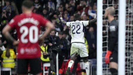 LaLiga leaders Real Madrid and Girona both snatch dramatic late wins