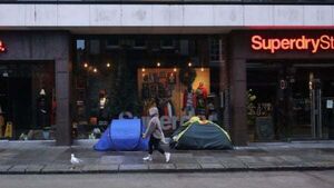 Record 13,500 people living in emergency accommodation in November
