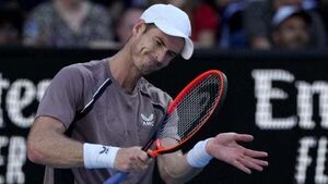 Andy Murray beaten by Tomas Martin Etcheverry in Australian Open first round