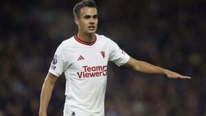 Tottenham full-back Sergio Reguilon set to join Brentford on loan Tottenham full-back Sergio Reguilon set to join Brentford on loan