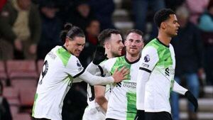 Darwin Nunez and Diogo Jota doubles send Liverpool five points clear at the top