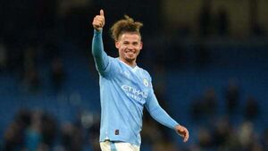 Kalvin Phillips completes West Ham loan move