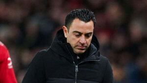 Xavi announces he will leave Barcelona at the end of the season