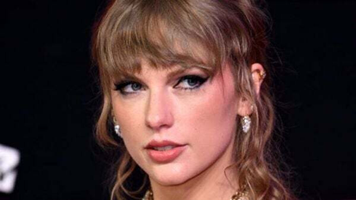 X blocks searches for Taylor Swift after deepfake images spread