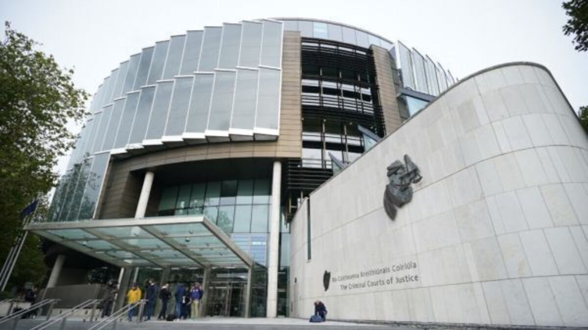 Sexual abuser's sentencing halted after accused assaulted in court dock