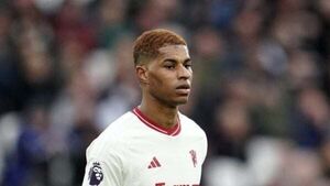 Neville urges Rashford to make better choices after '12-hour tequila bender' in Belfast