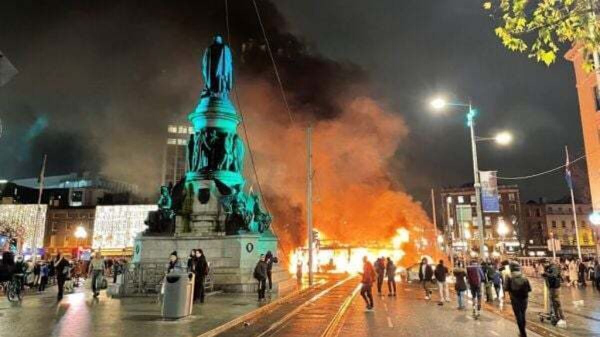 Two men arrested in connection with Dublin riots
