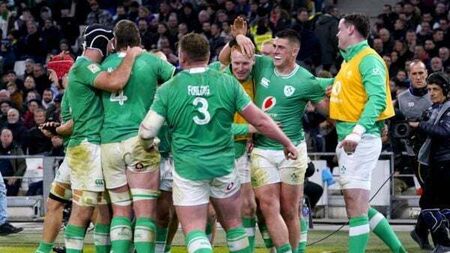 Six Nations: Ireland move into pole position for title with victory in France