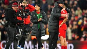 Trent Alexander-Arnold injury a concern for Jurgen Klopp after Liverpool victory