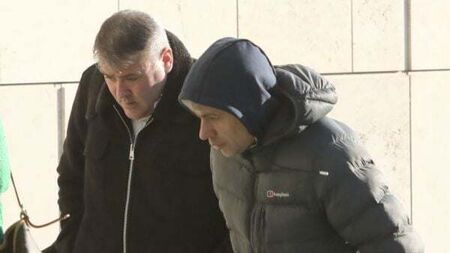 Man jailed for heroin possession becomes abusive in court