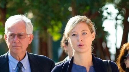 Molly and Tom Martens to be released from prison three weeks early