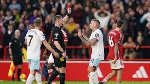 Kalvin Phillips sent off as Nottingham Forest add to West Ham’s troubles