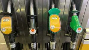 Petrol and diesel prices rise after four months of falling Petrol and diesel prices rise after four months of falling