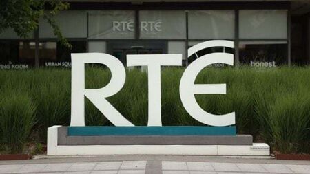 NUJ stages demonstration outside RTÉ studios