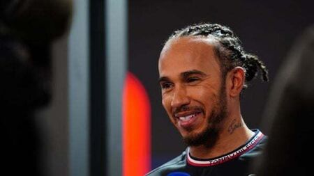 Hamilton confident Mercedes can challenge at front with Verstappen