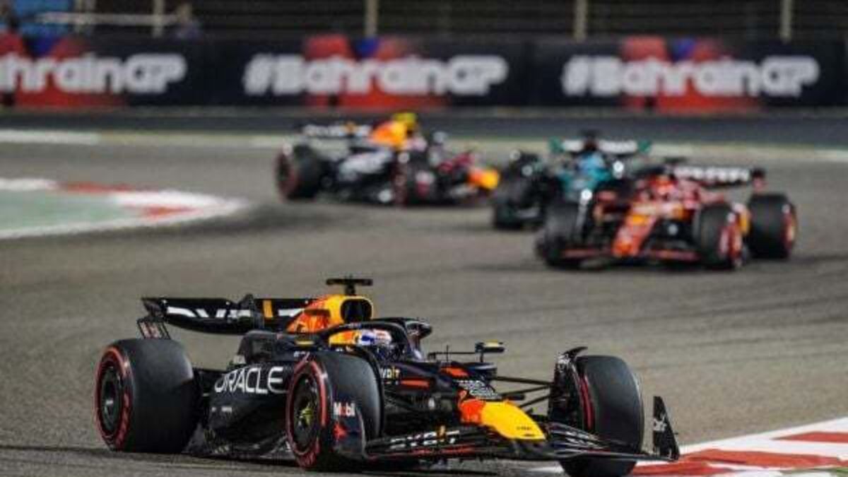 Max Verstappen eases to dominant Bahrain Grand Prix win