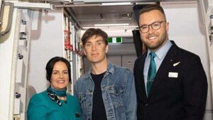 Cillian Murphy makes his way to LA ahead of Oscars this weekend