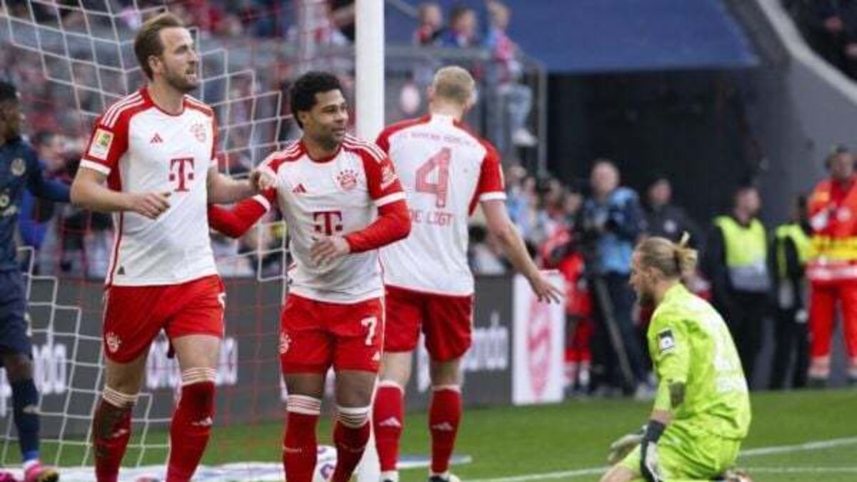 Harry Kane makes Bundesliga history after fourth hat-trick in Bayern’s huge win