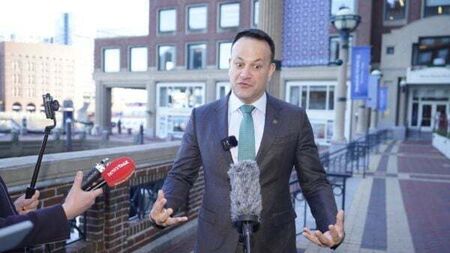 Taoiseach questions ‘wisdom’ of Coalition TDs voting against referendums