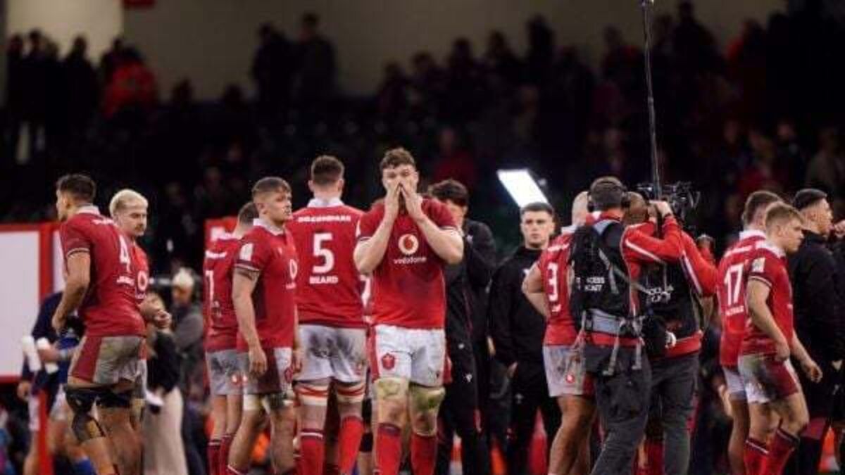 Wales finish bottom of Six Nations as Italy win in Cardiff