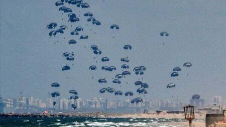 Tánaiste urges Israel ‘to show humanity’ and allow more aid into Gaza